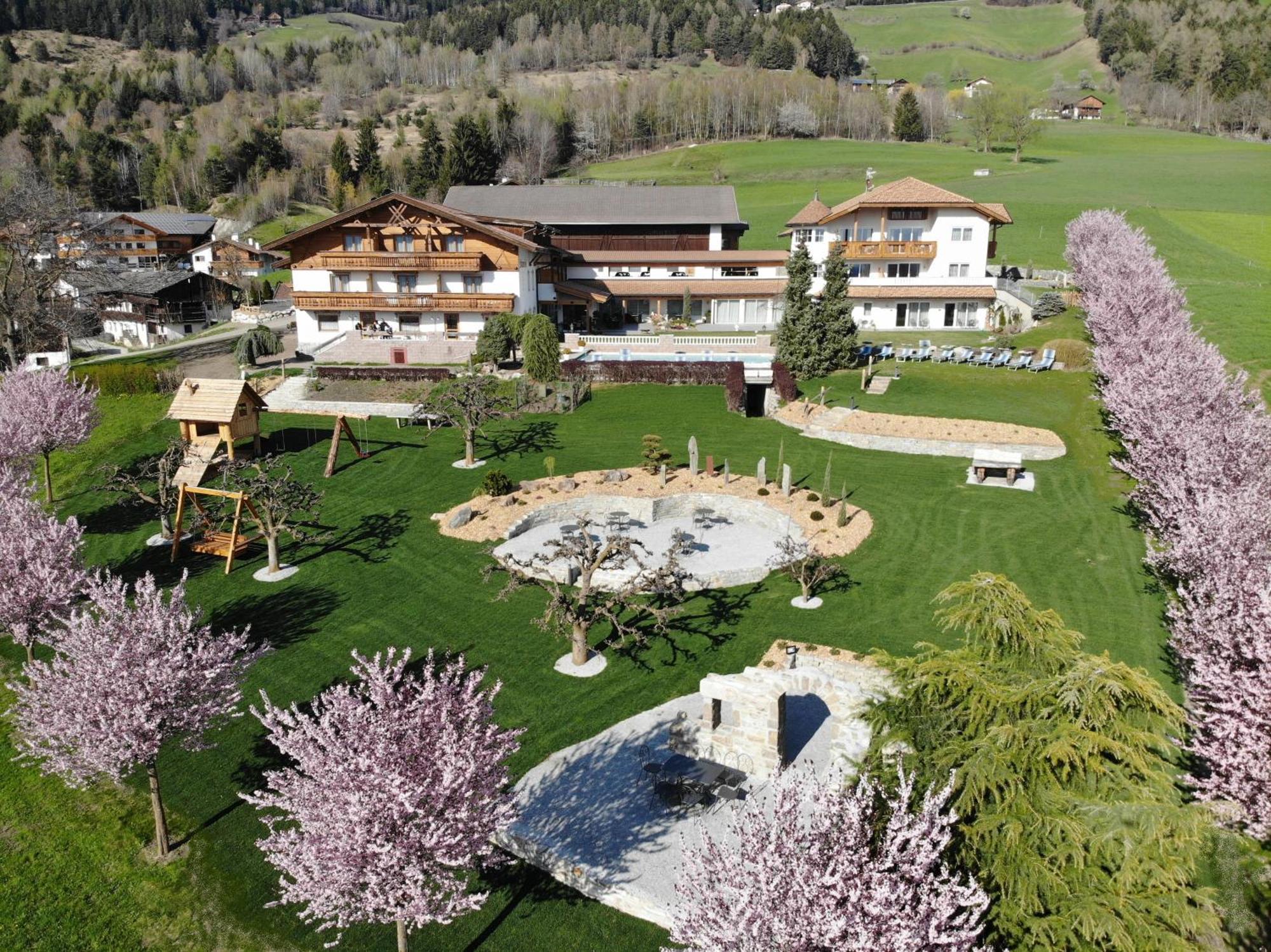 Hotel Nussbaumerhof *** Rodengo Esterno foto